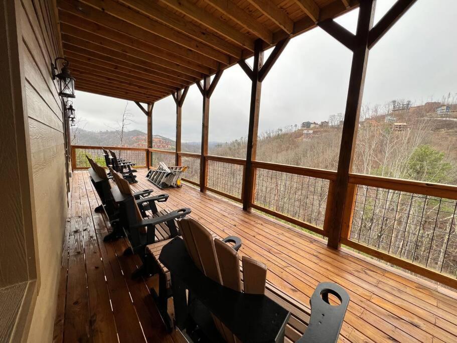 * * 4 Master Bedrooms, Views, Theater, Arcade, Evc Gatlinburg Ngoại thất bức ảnh