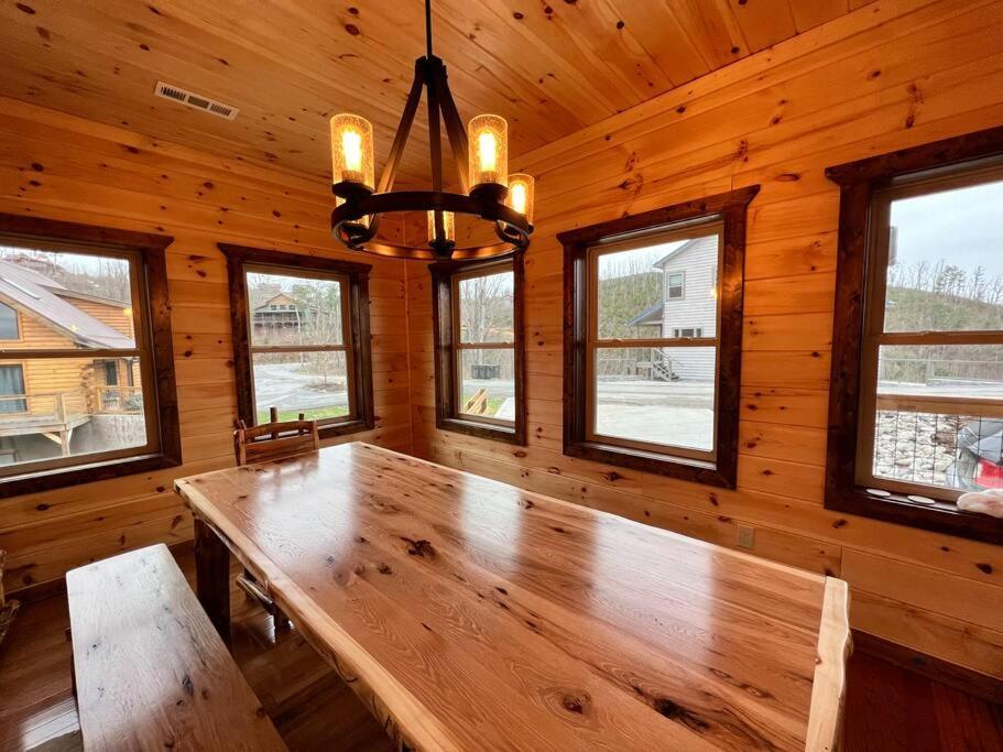 * * 4 Master Bedrooms, Views, Theater, Arcade, Evc Gatlinburg Ngoại thất bức ảnh