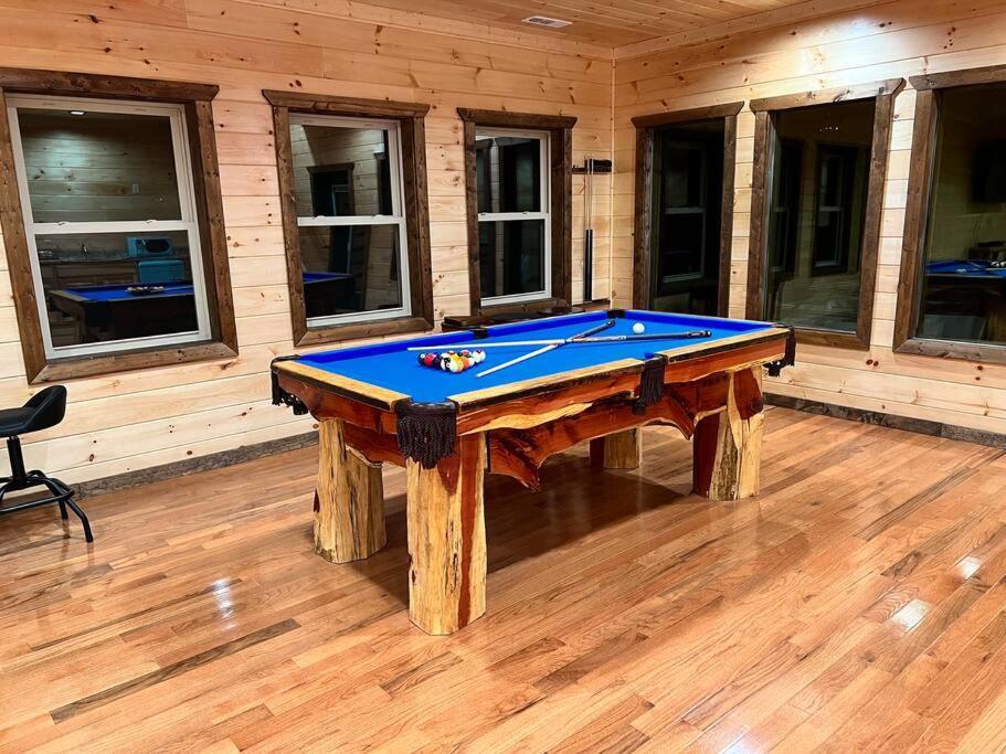 * * 4 Master Bedrooms, Views, Theater, Arcade, Evc Gatlinburg Ngoại thất bức ảnh